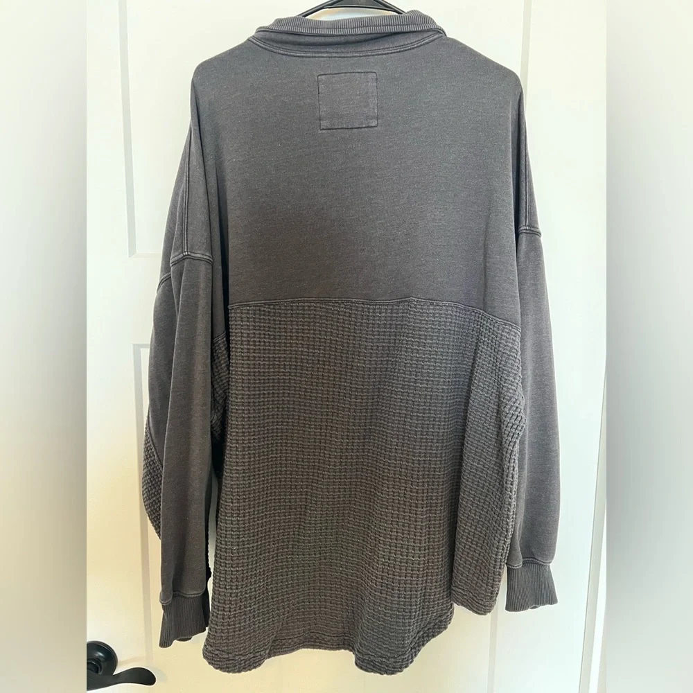 American Eagle Quarter Zip - Picture 4 of 4